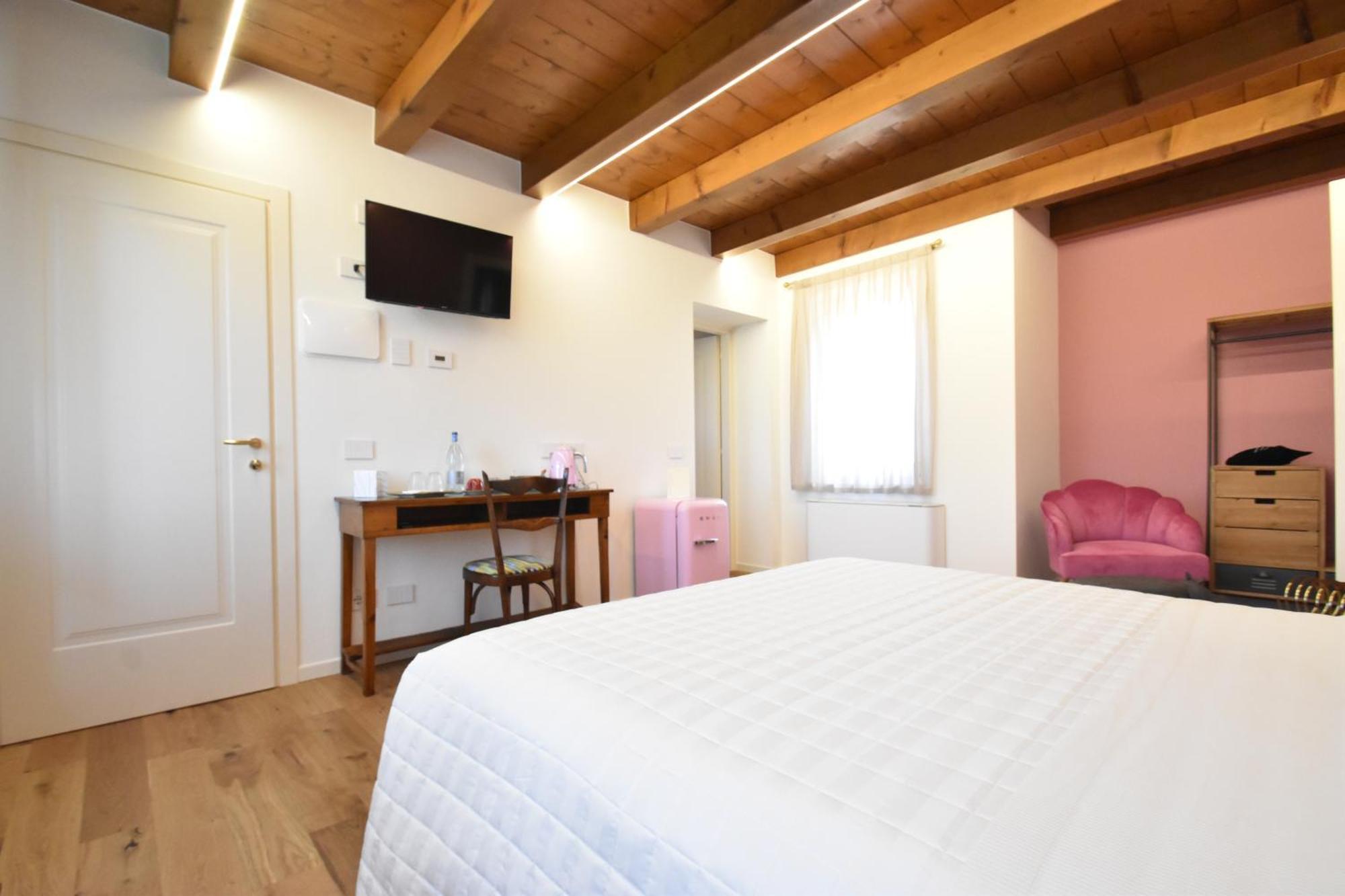 Residenza Vesentini Bed & Breakfast Pastrengo Dış mekan fotoğraf
